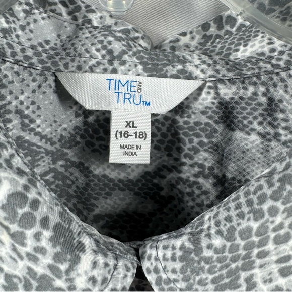 Women's Lot of 3 Dress Tops Stretchy Patterned Size XL - Picture 6 of 12